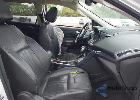 2013 Ford Escape Titanium из США, поврежденный, VIN 1FMCU9J95DUB94585